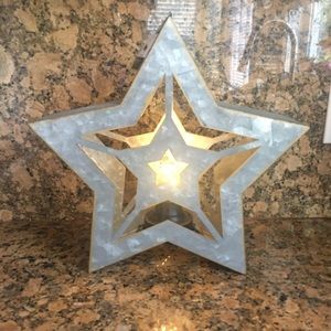 Lanperle Galvanized Star Light. NOT FOR SALE.
